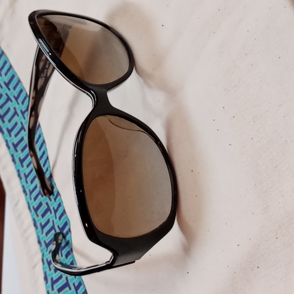 🍊 Tory Burch Black & Rose-Gold Polarized Sunglasses Pre-owned - Picture 15 of 16